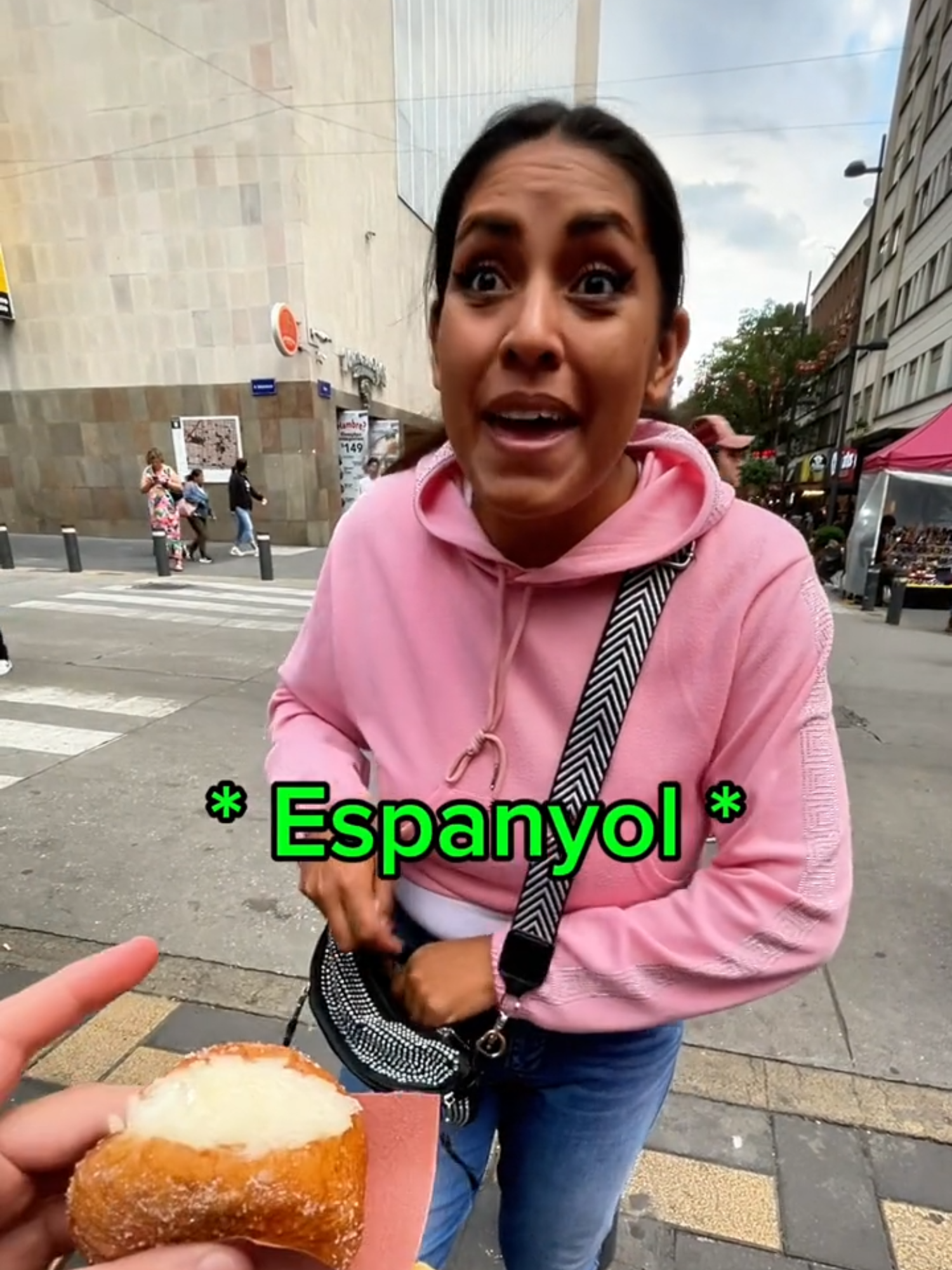 $0.80 donut in Mexico 🇲🇽 #mexico #usa #streetfood #cdmx #food #mexicanfood