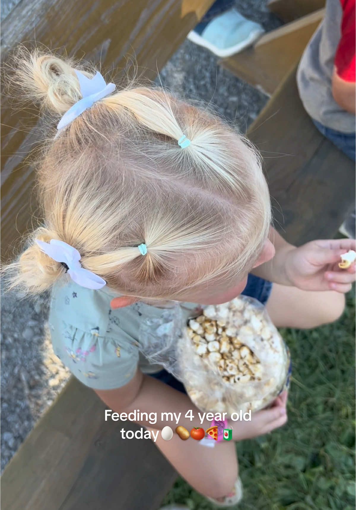 welsh cookies need to be more known theyre so good🥚🥔🍅🍕🧃 #wmkeiad #kideating #kidbreakfast #kidlunch #kiddinner #kidfood #funfood #realisticdinners #realisticmeals #easydinners #easymeals #pizza 