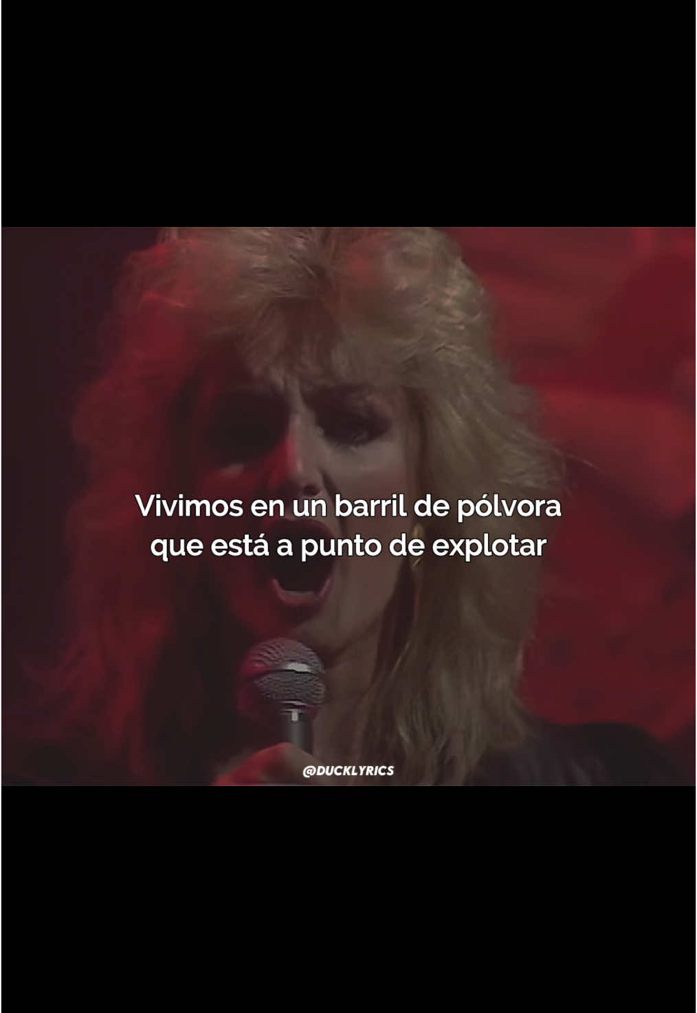 TOTAL ECLIPSE OF THE HEART 🌙 #totaleclipseoftheheart#bonnietyler#lyrics#traduccion#letras#fyp