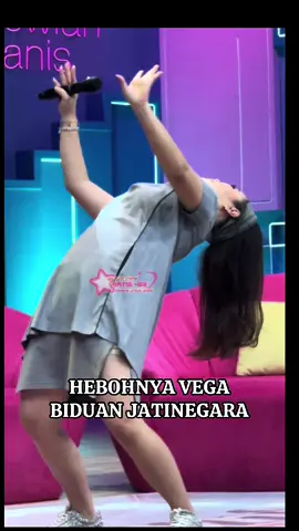 BIDUAN DANGDUT #vegadarwanti #dibaliklensahpcrew #artisindonesia  #candid #apokalip11  #viral #fyp #fyptiktok #selebritis #artis 