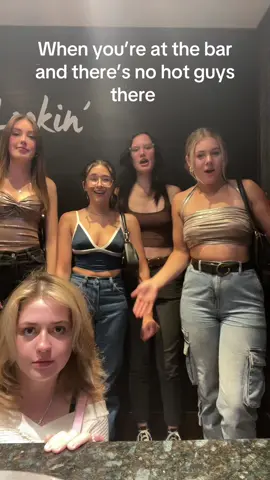 pov you do this in the bathroom and its so loud you cant hear the sound and now your lipsyncing is UNSYNC (feat. random girl we met in the bathroom at the bottom)@Cailey duh @annike44 