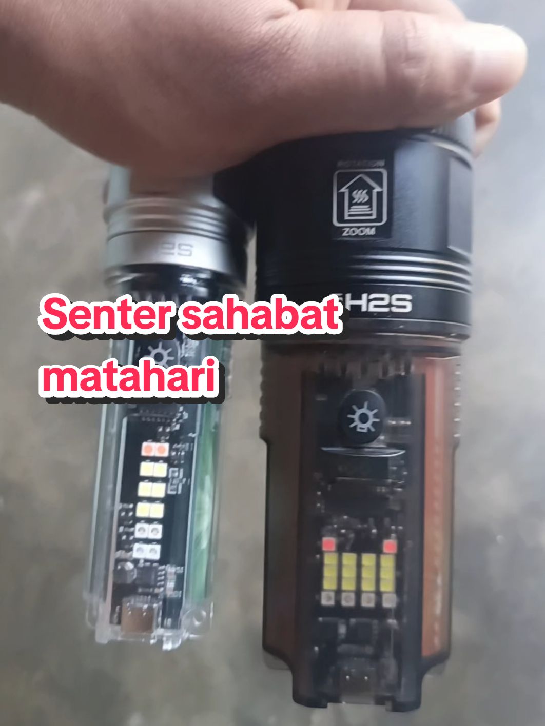 Senter sahabat sinar matahari #senter #sentersolarcharging #tiktokshopindonesia 