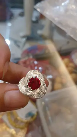 Silber bunchhat ring and locket available  Satdobato chok 9802028365 Birtamod 9815999205#kirati #kirat #rai @Khusenichho Chamling @Chandra Chamling 