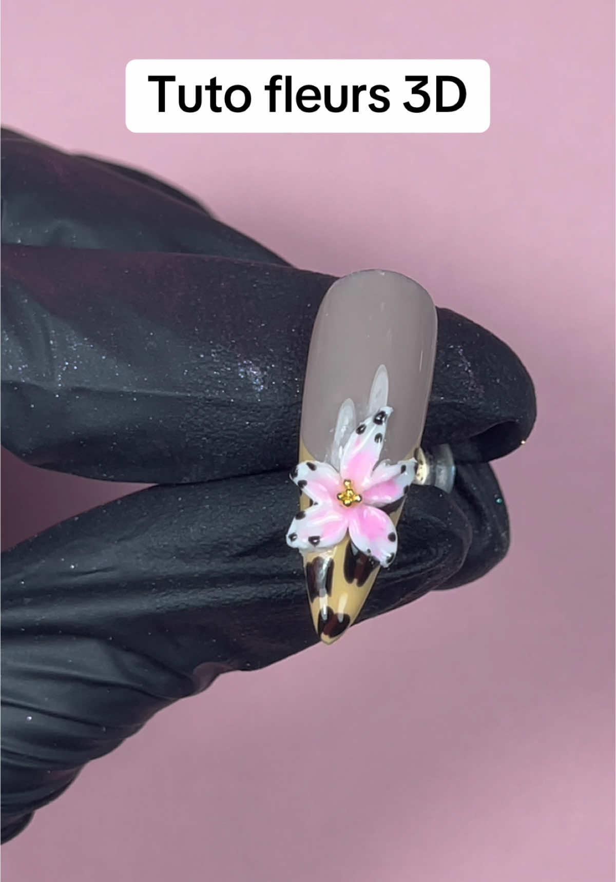 Tuto fleurs 3D #prothesisteongulaire #ongles #tuto #fleurs #fleurs3d #gelx #poseamericaine 