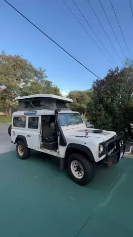 A temporary fix for a Land Rover door that had seen better days ☀️ #landroverdefender #landrover #defender #300tdi #landrovercamping #restoration #defender110 