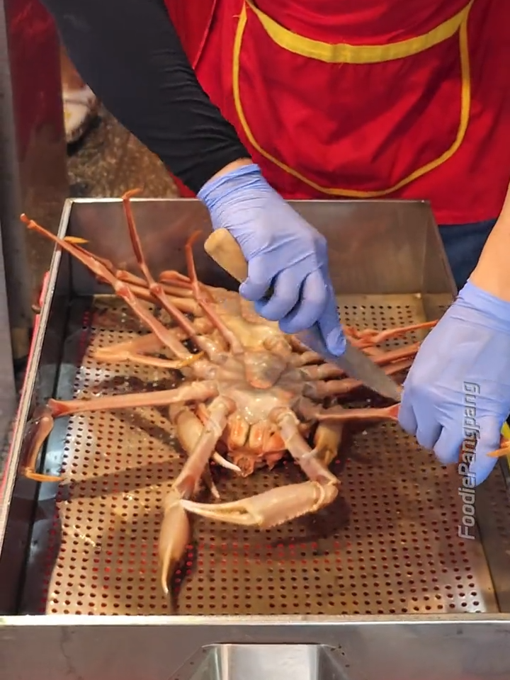 Amazing!! Sokcho Steamed Snow Crab #tiktokfood #fyp #korea #sokcho #snowcrab #crab #steamed #seafood