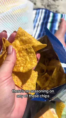 I LOVE Cool Ranch @Doritos so this was heartbreaking. Why is there no seasoning!?? 😭 #doritos #doritosfail #chips #fyp #Foodie #foodtiktok #help 