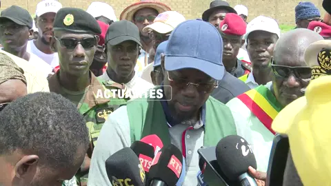 🔴 Le Premier ministre Ousmane SONKO a fait part samedi de la volonté des nouvelles autorités sénégalaises de transformer localement le phosphate de la région de Matam.  L'objectif vise à #doubler la #production de #phosphate pour #développer l'#agriculture dans le cadre de la Stratégie nationale de souveraineté alimentaire (SNSA).