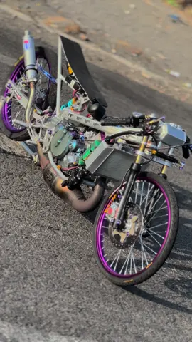 NEW FFA DI KASIH NAMA SIAPA YA ENAK NYA ? @ute_73official  @Bonge2gd @Ali rms @bagusrizqymotorsport @blackyym4c  #rizqymotorsport #garagaraidw #dragbikeindonesia  #thailand🇹🇭  #fypシ  #ninjaffa 