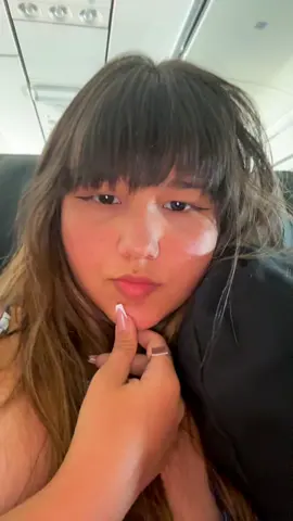 ✈️
