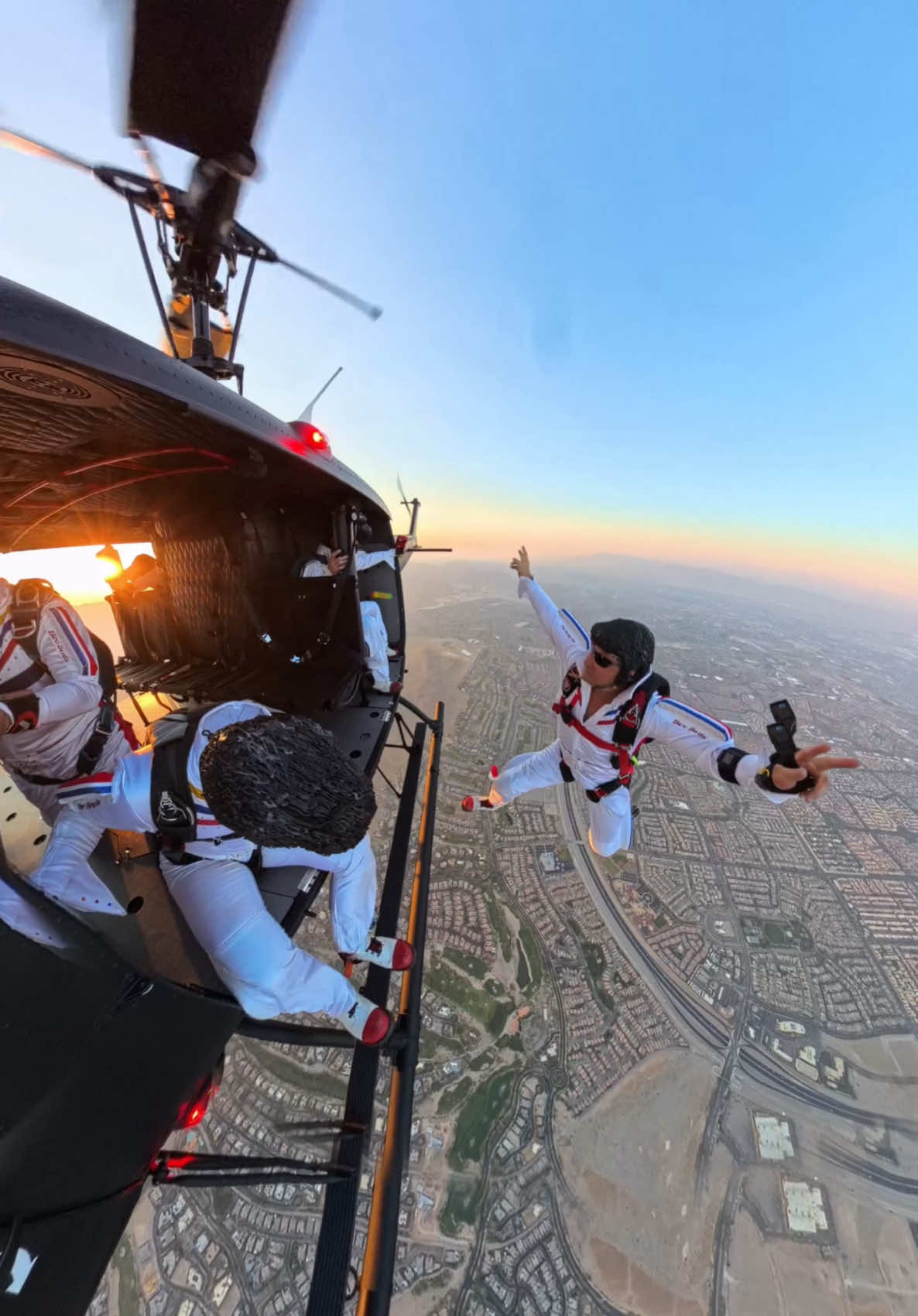 Who knows where this is from? 🚁🪂#Elvis #onlyinvegas #skydive #vivalasvegas #huey #helicopter #pilot 