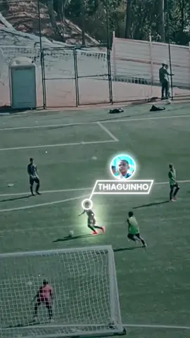 Transformando grandes jogadas em grandes momentos! ⚽🎥  Edição criativa para o craque @thiagohenriquebaia, talento da base do Galo @atletico, categoria Sub-10. 💥🔥 #editordevideo#GaloNaVeia#Sub10#futebol#futebolarte#galonabase#atletico#atleticomineiro#fy #fyp #fypage