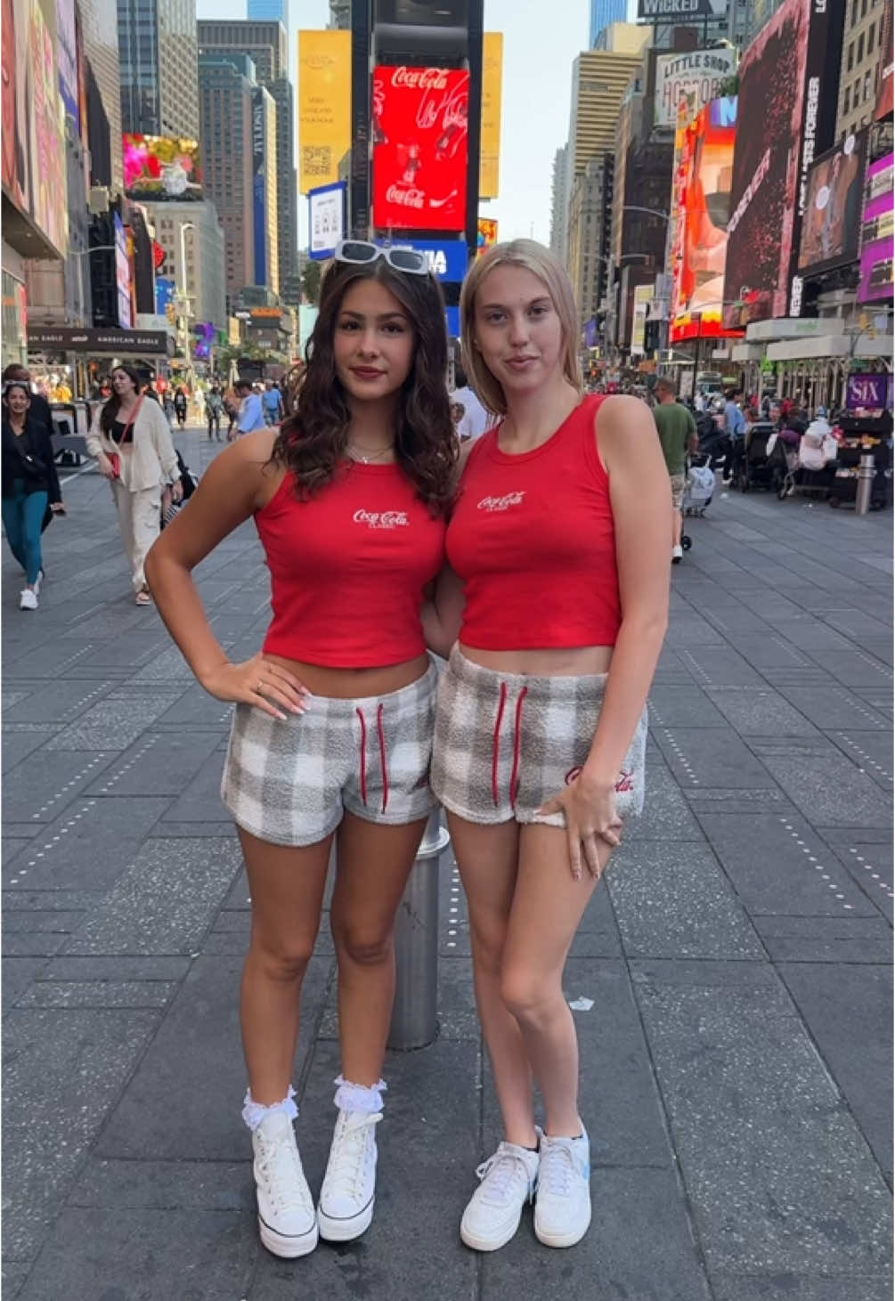 sister from another mister♥️ @Jess @Coca-Cola #nyc #newyork #besties #fypシ゚viral #trendy #matchingoutfits #OOTD #coke #cocacola #fitcheck #dance 