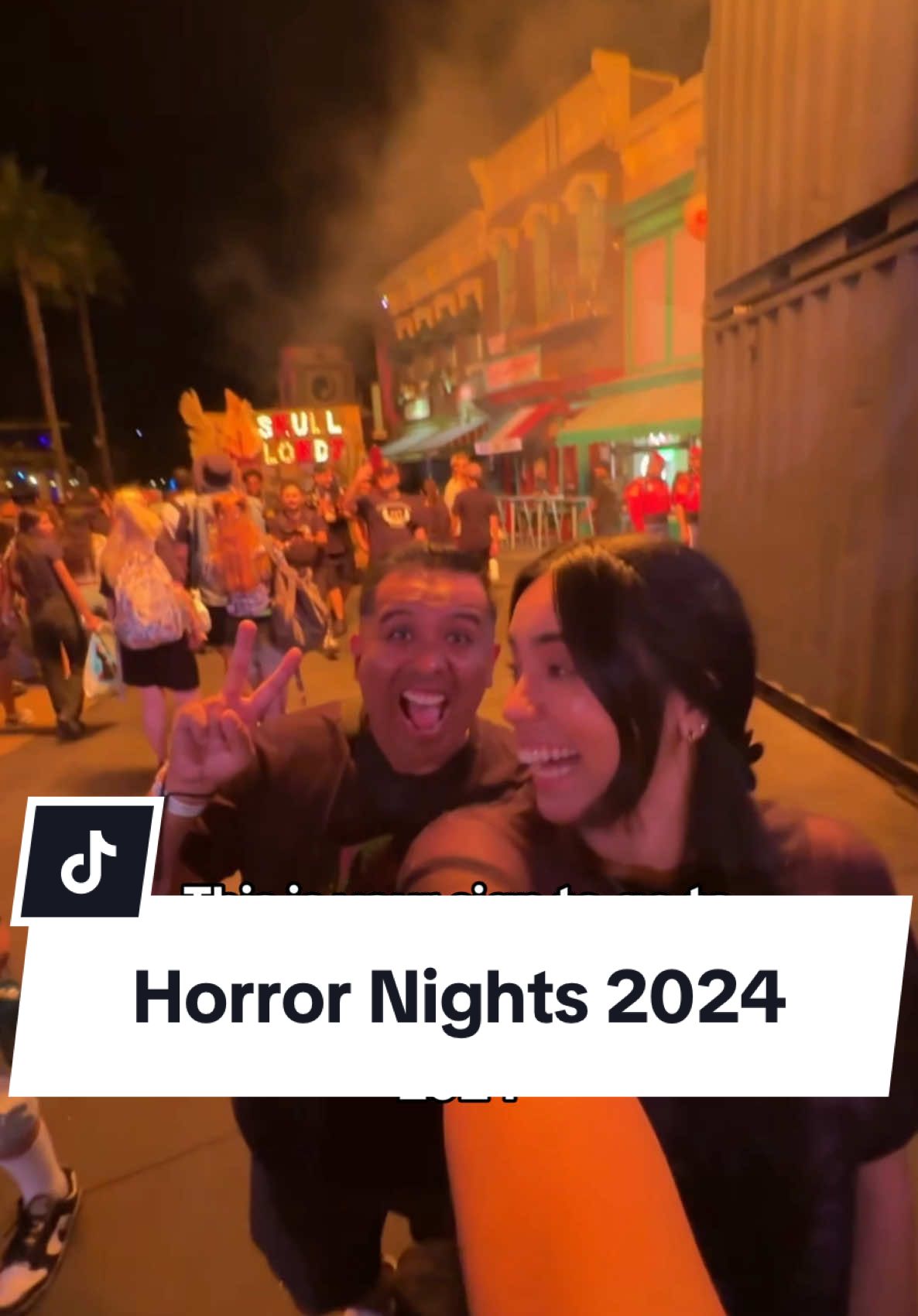 We had so much fun at @halloweenhorrornights !! Can’t wait to be back !! #universalhhn