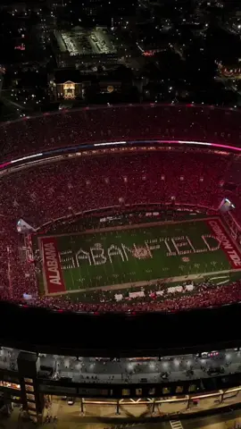 A house fit for the 🐐 #rolltide @Alabamaftbl 