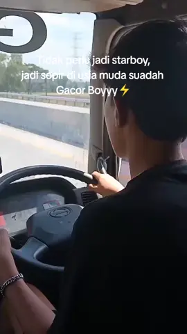 jadi supir lebih gajocor boyy