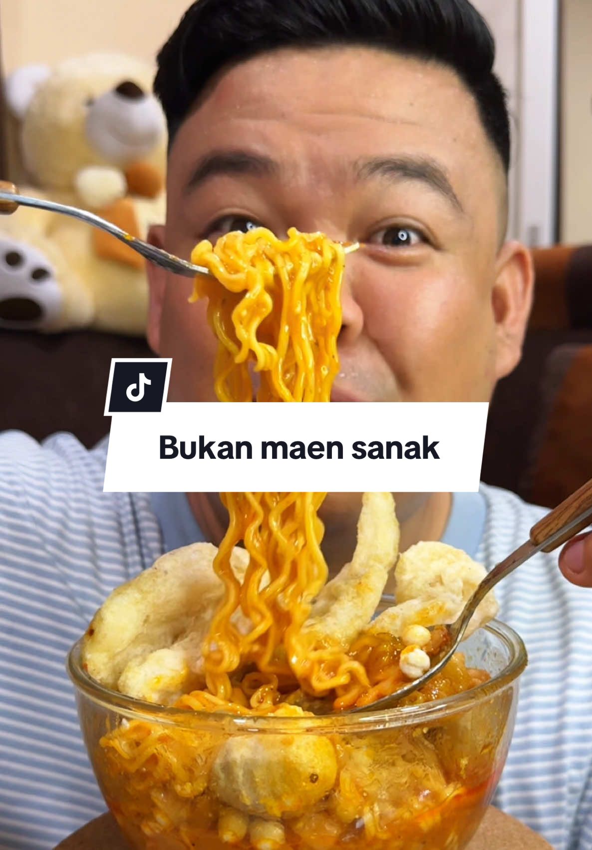 Ini seblak ama cireng nya @Dapur Amos bukan maen , cobain yuk sanak ! #dailyvlog #mukbang #longervideos 