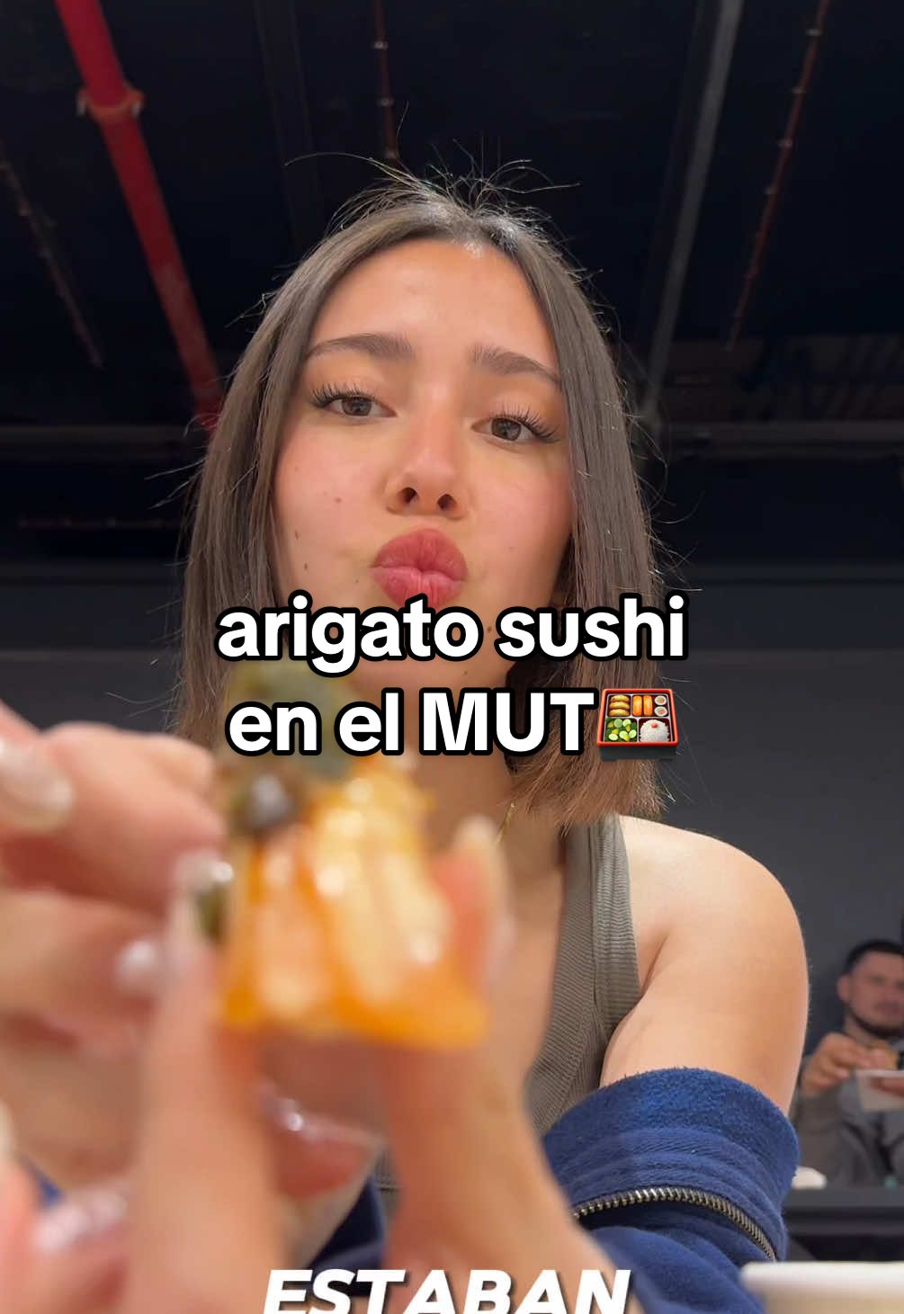 un sushito y a seguir con la vida😘 #sushi #sushilover #eat #eatingshow #mukbang #restaurant #comida #japon #nikkei #chile #stgo #fyp #parati @Arigato_chile 