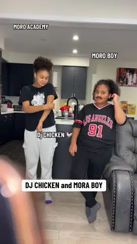 I Don’t Understand this but it seems pretty fun😆. Someone pls explain🙌🏽😆 #foryou #djchicken #dance #family #challenge #funny #fyp  