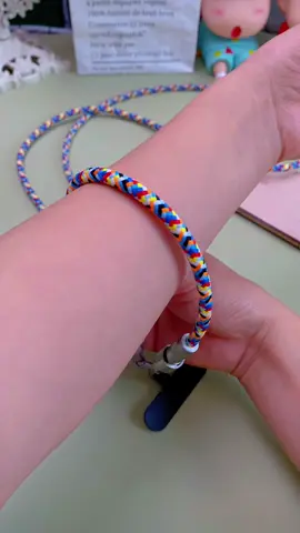 Dây buộc điện thoại di động có thể sạc lại này có nhiều công dụng. Một chiếc là đủ để mang theo khi đi du lịch hoặc mua sắm!! #tienich #thietthuc #daybuocdienthoaididong #creatorsearchinsights #jizonguyen 