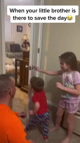 He had enough. 😂 (via @Savannah Martin) #family #Siblings #kids #teeth 