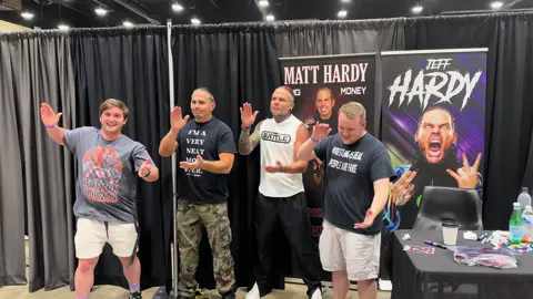 Yeeting & Deleting with the Hardy Boyz! #foryou #fyp #prowrestling #hardyboyz #WWE #matthardy #jeffhardy 
