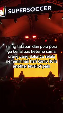 sakit bgt derr🥲#fyp #trending #beranda #galaubrutal #gamonbrutal #foryou #xbyzca #katakata #viral #4you #fyppppppppppppppppppppppp #foryoupage #putus #storygalau #sad #asing #imissyou #fypdongggggggg #kangenkamu #billieeilishedits #wildflower 