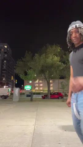 Fallin, Dreamin, Talkin 😫😭@22⭐️ @Rozzay #fyp #viral #dance #darkskin #lightskin #dreadhead