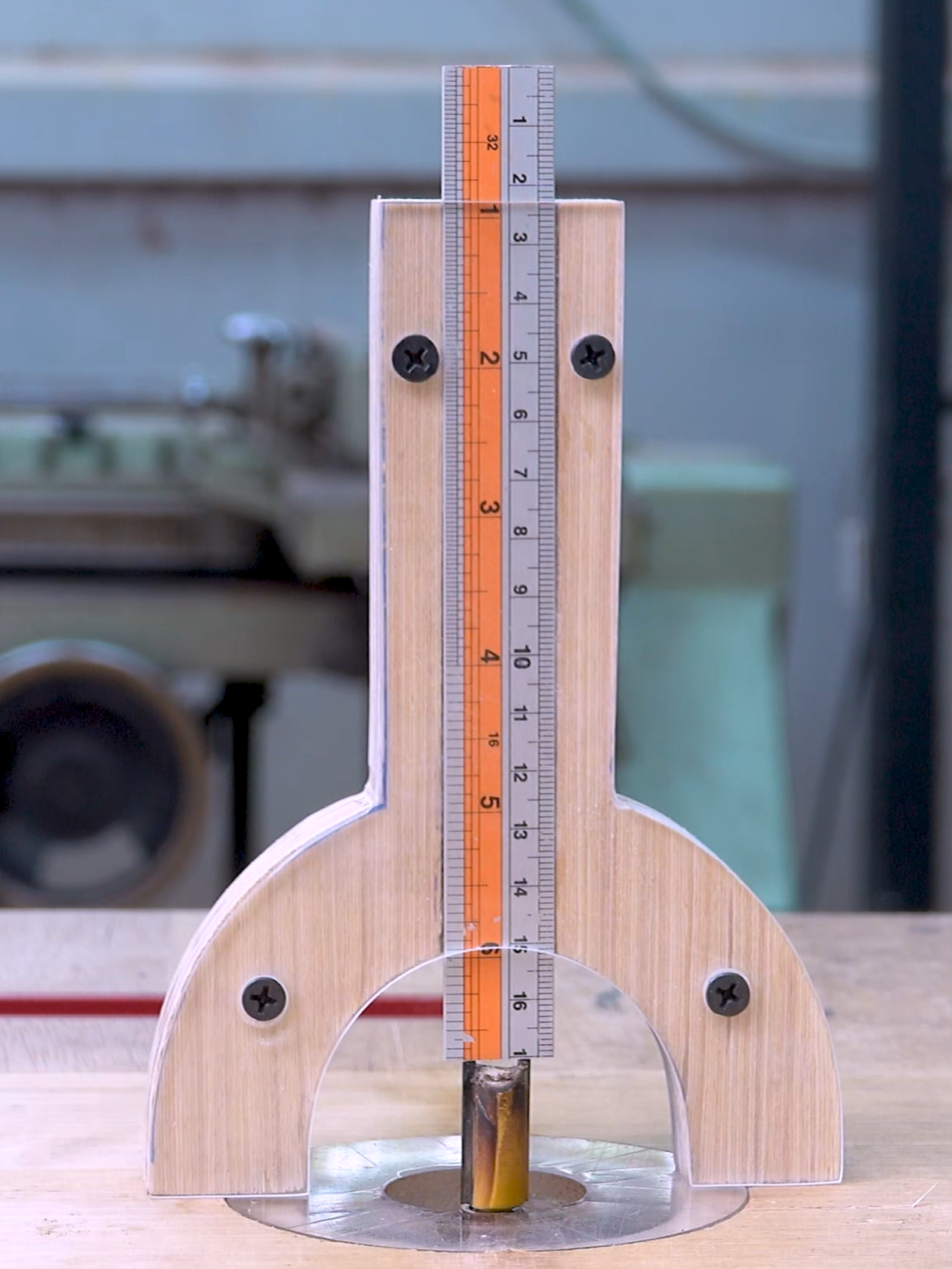 Unlock new possibilities in your woodworking endeavors with our Distance Gauge JIG! This versatile tool is designed to provide accuracy and efficiency, making your crafting experience seamless. Get ready to create with confidence! 🌲🔧 #Woodworking #Craftsmanship #ToolTips