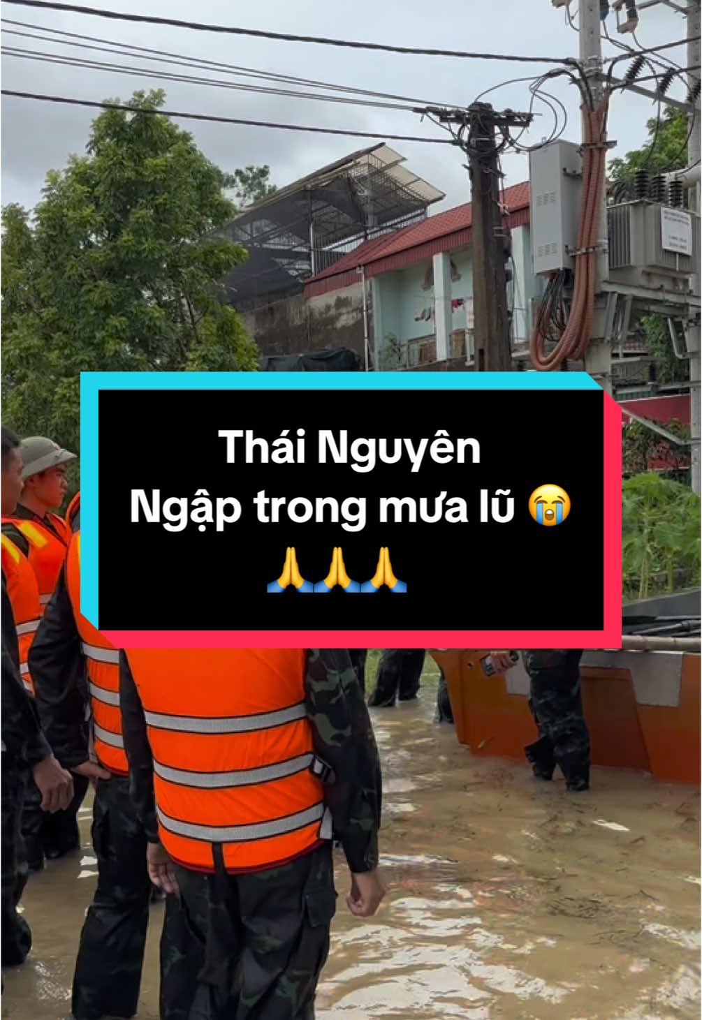 Thái nguyên đang ngập lụt do chịu ảnh hưởng của hậu bão Yagi! 😭😭😭 Nước vẫn đang tiếp tục tăng nhanh do lũ lớn khu vực Bắc Cạn đổ về! Cầu mọi người bình an 🙏🙏🙏 #bão #yagi #lũlụt #tháinguyên 