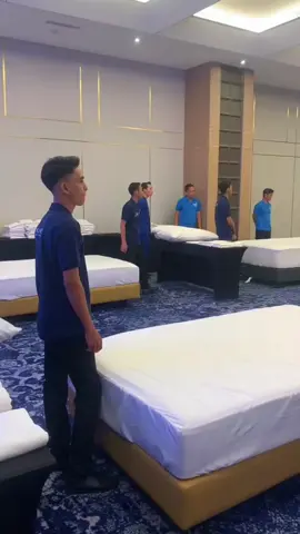 Yang penting jangan panik🔥🔥#fypシ゚viral #housekeeping #roomboy #perhotelan #archi 