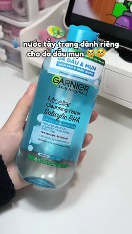 tui ưng á chời đang có chuongtrinh mua 1 tang🎁 1 nữa kìaaaa moinguoi nhanh tayy nhaa #review #nuoctaytrang #garnier #nuoctaytrangsachsau #nuoctaytranggarnier #skincare #goclamdep #xuhuong #viral #fyp 