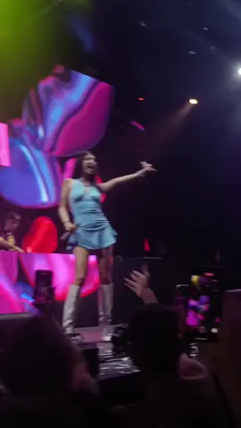Baby sai che quando fai così i love it ❤️❤️❤️ @ANNA 🎀🩷 #fyp #viral #perte #liveclubtour2024 #live #annapepe #baddie #tour #iloveit #bbe #summer2k24 
