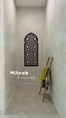 selalu menjadi impian.. kalau nanti punya rumah, harus ada musholanya gpp kecil tapi ada tempat sendiri untuk ibadah 😍🤎 alhamdulillah allahumma baarik 😍🥹  l1nk no.40 hiasan dinding mihrab mushola #mihrab #renovasirumah #rumahindustrial #mushola 