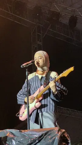 Nabila taqiyyah - traitor 📍live at semesta berpesta bogor @Nabila Taqiyyah #nabilataqiyyah #nabilataqqiyah #nabila #traitor #traitoroliviarodrigo #thenabslover #semestaberpesta  