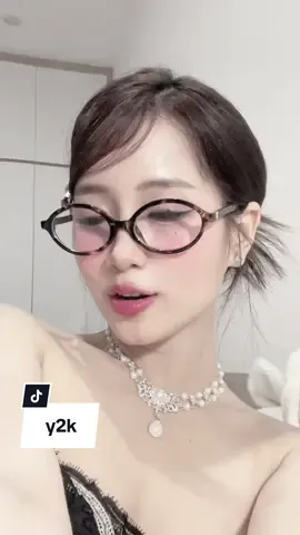 y2k hen