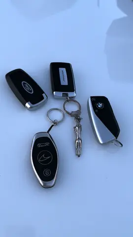 Kiski chaabi zyada pyari hai? #alhumdulillah #mashallah #mclarengt #mclaren #fyp #foryou #foryoupage #foryourpage #viral #viralvideo #trend #trending #ch_canadawala #hardwork #hustle #islamabad #lahore #sialkot #karachi #pakistan #punjab #cars #carslover #ford #f150 #jaguar #bmw #bmwx7 #canada #canada_life🇨🇦 #usa #america #uk #uae #ireland #eourpe #pindawale #jatt #jattlife #dream #dreamcar #sindh #gujrat #gujranwala #multan