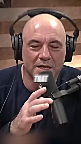 Joe Rogan Connor VS The Mountain 😳 #joerogan #joeroganclips #joeroganpodcast #mma