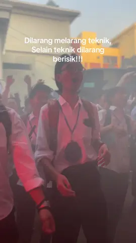 TEKNIK UDAH PASTI ASIK!! #fyp #foryoupage #tekniksatu #Teknikusm #usm #universitassemarang #foryou 