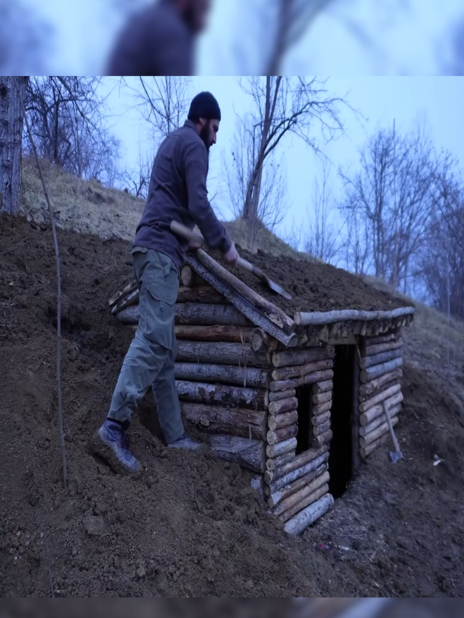 Man builds shelter to survive in the wilderness #farm #farmlife #camp #camping #build #building #shelterlife #shelter #survive #bushcraft #Outdoors #wildlife