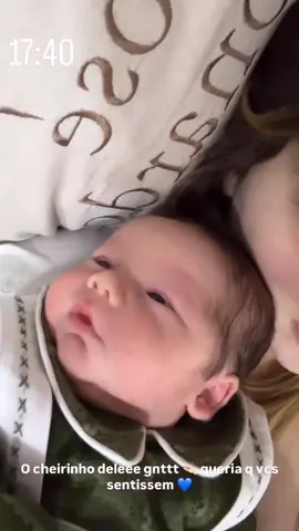 Virginia compartilha momento fofo com o filho recém-nascido, José Leonardo. 🎥 @Virginia #Virginia #ZéFelipe #CARASBrasil 