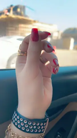 #شعر_شعبي #انا_مااتقبل_يشوفوج_حلوه❤ #اظافر_طويله #اناقه😌 #تواضع #ترندات_تيك_توك #اكسبلورexplore 