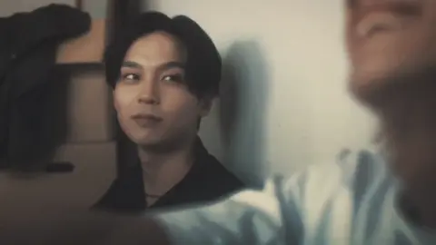 the way he looks at chihiro😩 #happyoftheend #happyoftheendseries #ハッピー・オブ・ジ・エンド #happiiobujiendo #sawamurarei #beppuyurai #jdrama #japanesebl #jbl #bl #fyp 