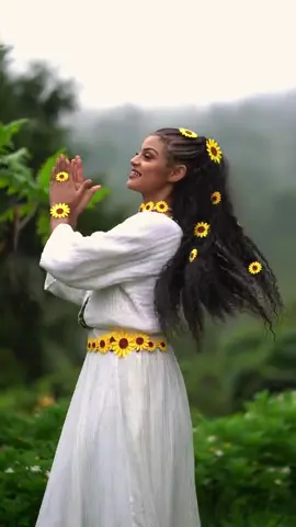 እንቁጣጣሽ🌼🌼🌼🌼መልካም አዲስ አመት(Happy Ethiopian New Year #ethiopiannewyear #እንቁጣጣሽ #አዲስአመት #ethiopian_tik_tok #ethiopia #ethiopian #ethiopian #ethiopianmusic #ethiopian_tik_tok🇪🇹🇪🇹🇪🇹🇪🇹  #ethiopiangirl #habeshatiktok#ኢትዮጵያ_ለዘለዓለም_ትኑር🇪🇹🇪🇹🇪🇹 #oromotiktok❤️💚❤️ #eritreantiktok🇪🇷🇪🇷habesha  #habesha #habeshagirl #habesha #eritreantiktokoo habesha #eritreantiktok #eritrean #tigraytiktok #oromotiktok #amhara  #fyp #foryou  #foryoupage #viraltiktok 