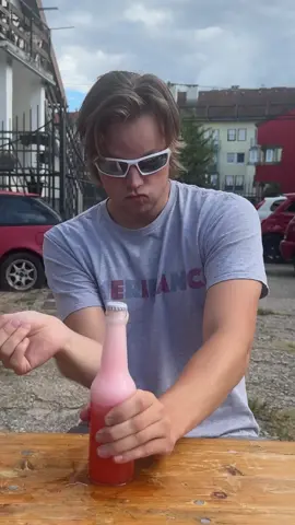 How to open a bottle @Mislav_Perkusic 