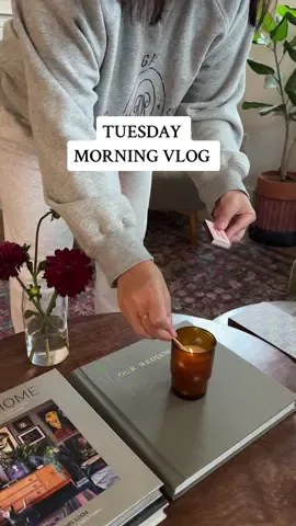 really trying to make this morning extra cozy on the first sub-70 day of the season #cozyathome #cozyhome #homedecor #morningroutine #morningvlog #slowmorning #cozyaesthetic #homeaesthetic #reading #bookshelves #coffeeroutine #coffeeathome 