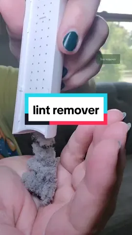 the way this lint remover makes my brain sparkle 🧠 ✨️@Lentorgi #lentorgi  #electriclintremover  #lintremover  #fabricshaver #CapCut 