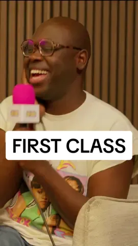 the luxe life of getting with @Bob The Drag Queen ✨click the link in my bio for the full episode! #fyp #fypage #foryou #podcast #sotrue #deltaairlines #firstclass @BeatBox Beverages🧃 