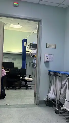 والَّذِي هو يُطْعِمُنِي ويَسْقِينِ﴾ ﴿وإذا مَرِضْتُ فَهو يَشْفِينِ﴾ اللهم لا شفاء الا شفائك اشفِ مرضانا ومرضى المسلمين ..♥️ #الاحساء🌴 #مستشفى #مغذي#العمران