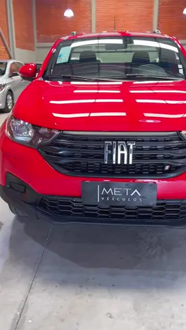 ◾FIAT STRADA 1.3 FREEDOM PLUS CS 8V FLEX 2P MANUAL Ano: 2024 / 2025 Cor: Vermelha Combustível: Álcool+Gasolina Câmbio: Manual Portas: 2 portas Quilometragem: 0KM Placa: JCY***9 ◾️ OPCIONAIS Air bag duplo, Ar condicionado, Ar quente, Direção Elétrica, Freios ABS, Interface, Lona marítima, Protetor de caçamba, Retrovisores elétricos, Rodas liga leve, Travas e Vidros elétricos, Chave cópia, Estepe sem uso, Manual do proprietário, Nota fiscal e mais. ◾️ OBSERVAÇÕES Nova Strada 0kms já emplacada. Som interno nas portas; lona marítima; protetor de caçamba e rodas de liga leve. Veículo novo para você aproveitar a passeio ou para investimento como utilitário em sua empresa. ——— 🔄 Recebemos trocas 💰 Simulamos financiamento 💳 Parcelamos no cartão 💰R$ 112.000,00 ——————————————————— ✔️ Meta Veículos: Bento Gonçalves, Bairro Fátima.